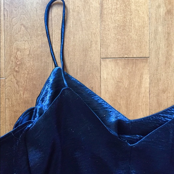 Silence and Noise Blue Top - Picture 6 of 6